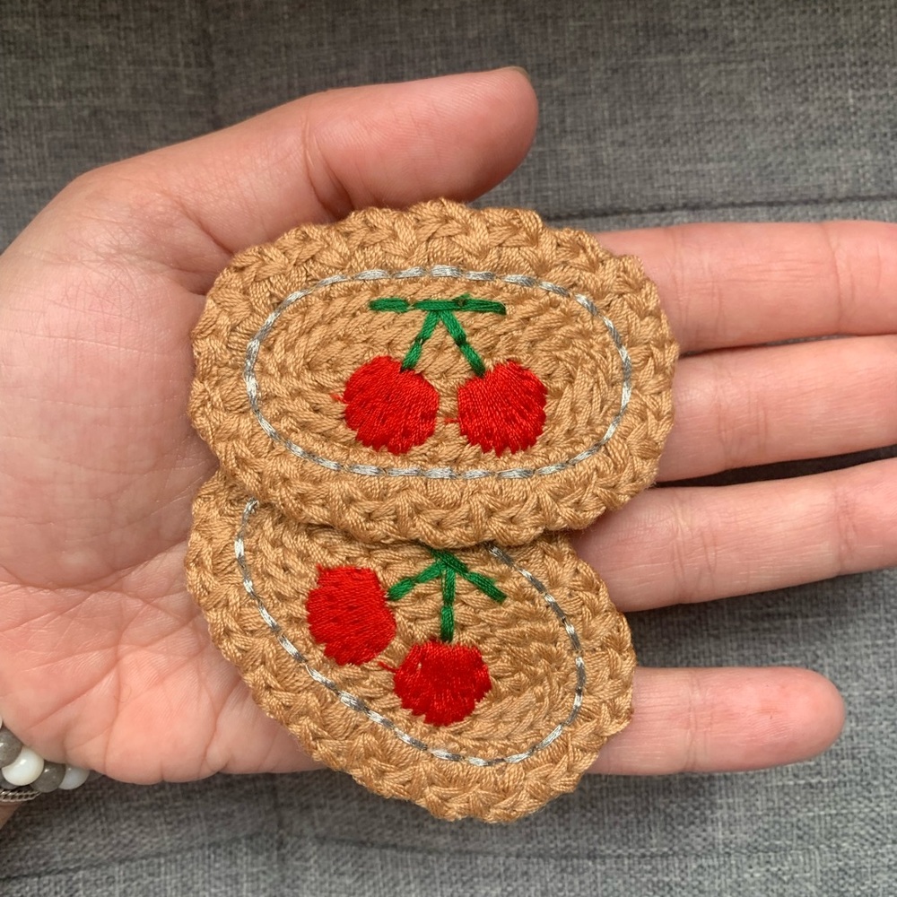 🌸Cherry Pie Hair Clips - Picture 4 of 4